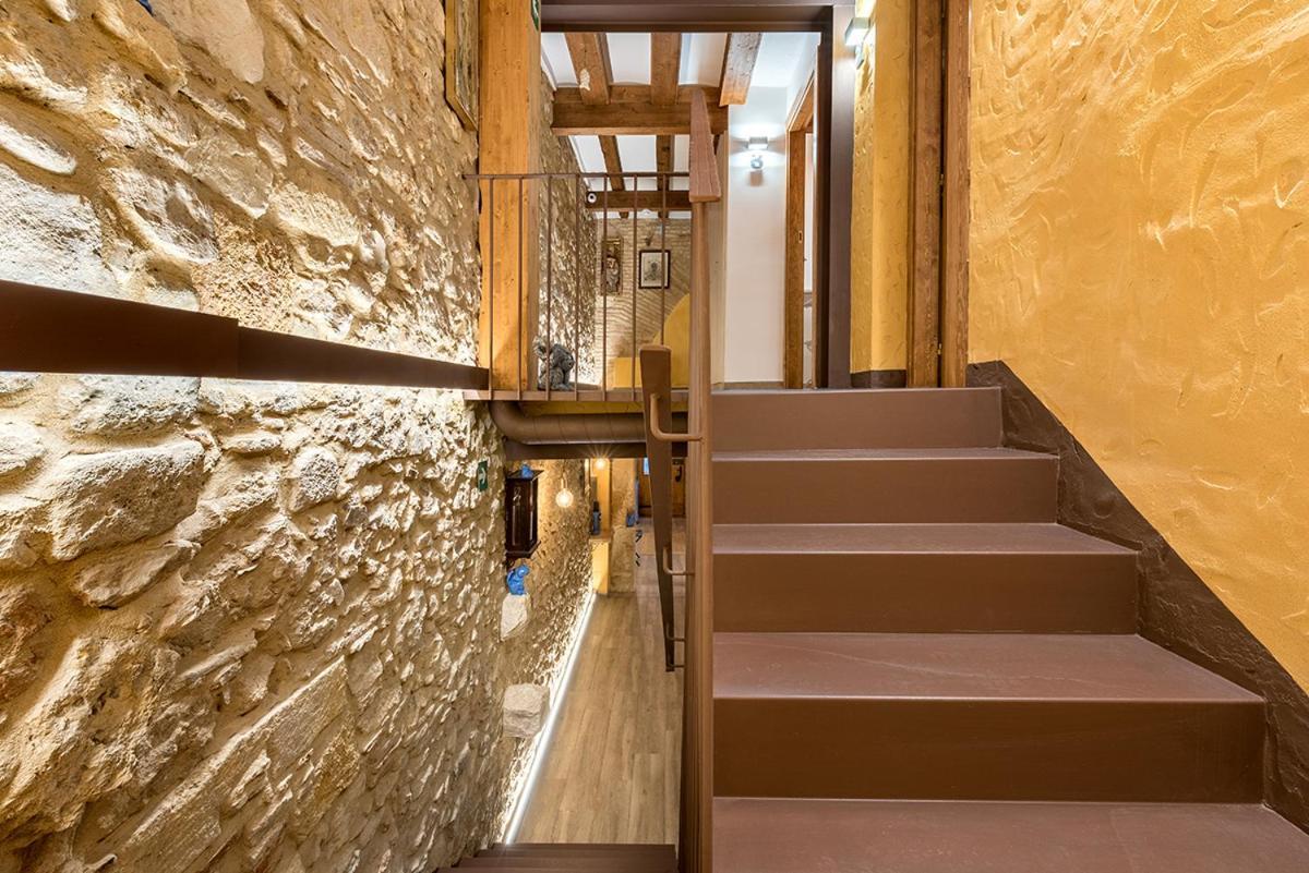 טראגונה Hostal 977 מראה חיצוני תמונה