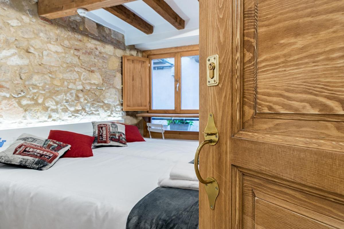 טראגונה Hostal 977 מראה חיצוני תמונה