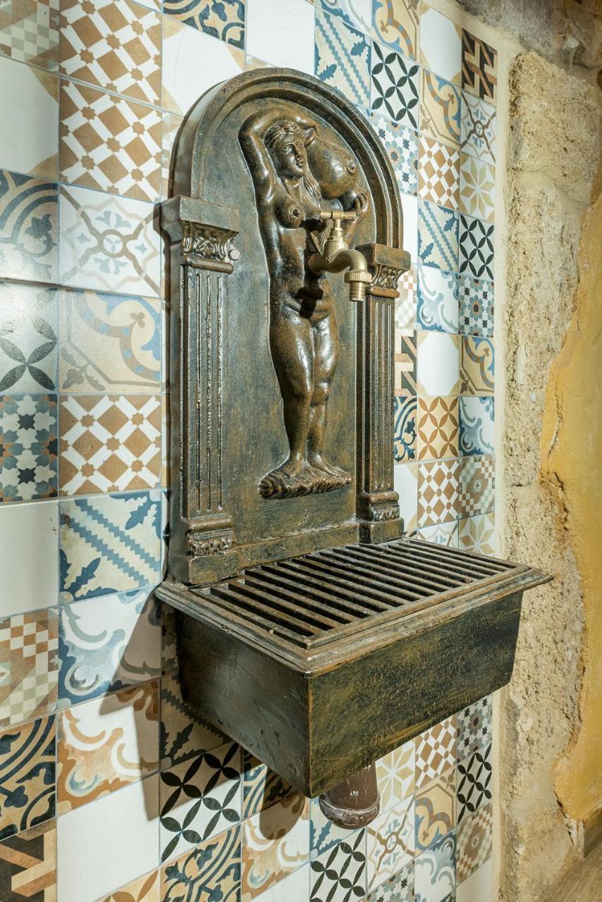 טראגונה Hostal 977 מראה חיצוני תמונה