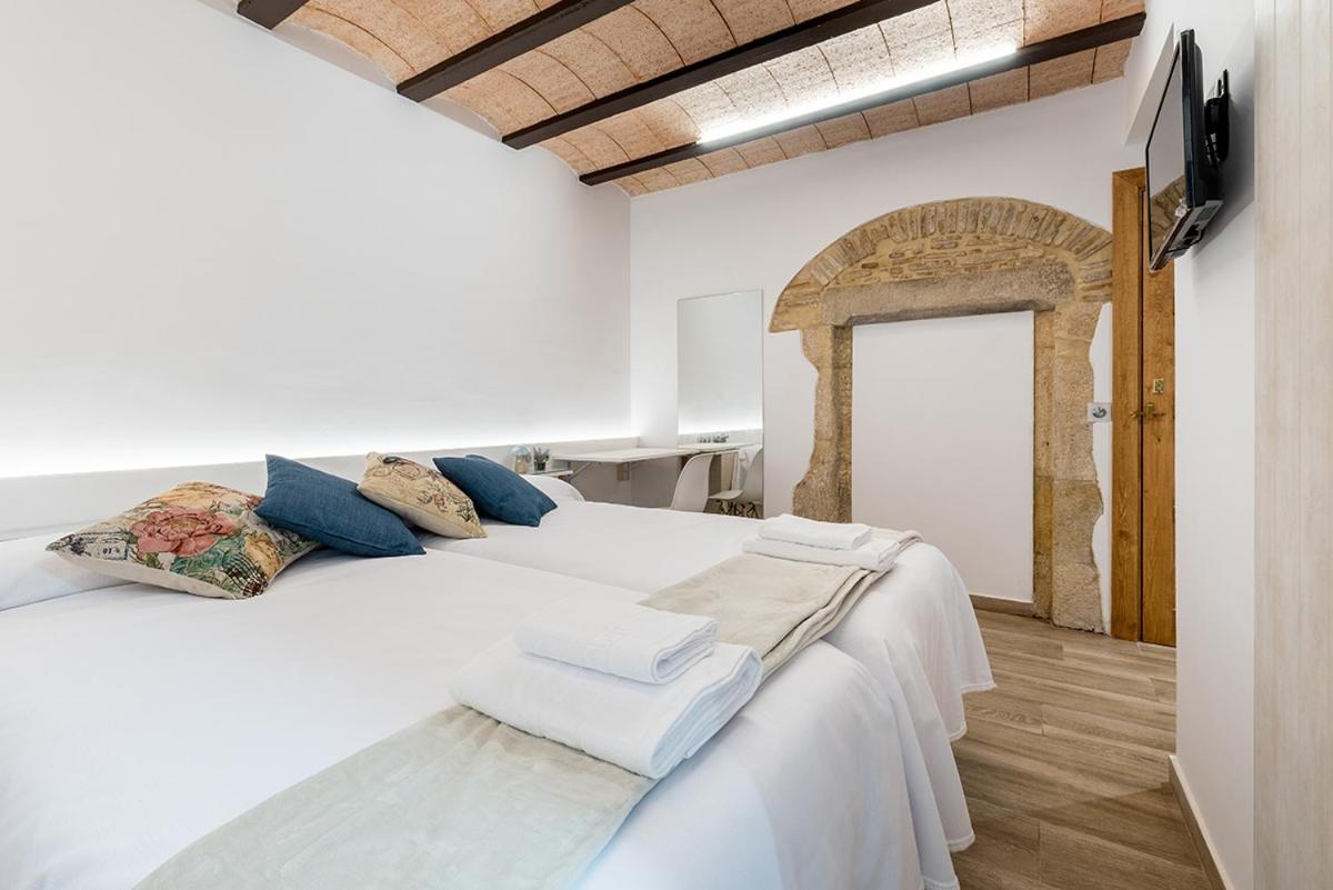טראגונה Hostal 977 מראה חיצוני תמונה