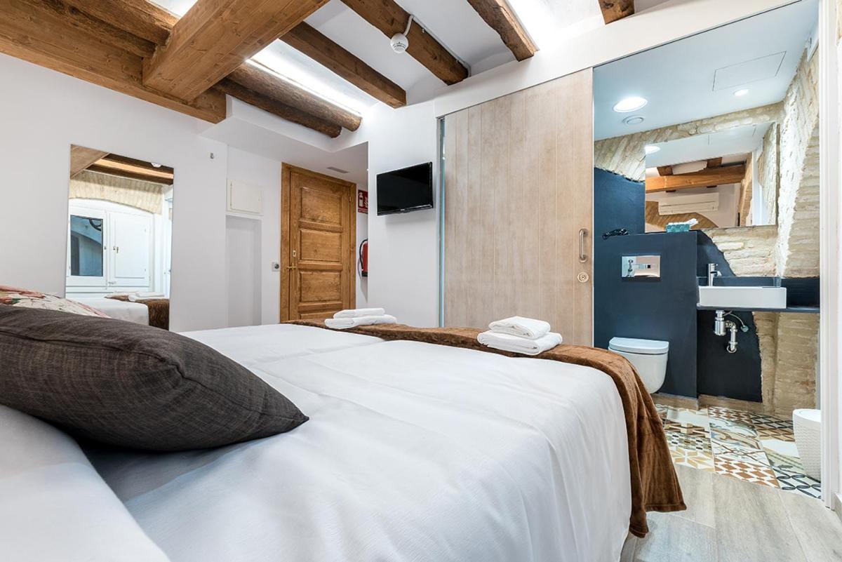 טראגונה Hostal 977 מראה חיצוני תמונה