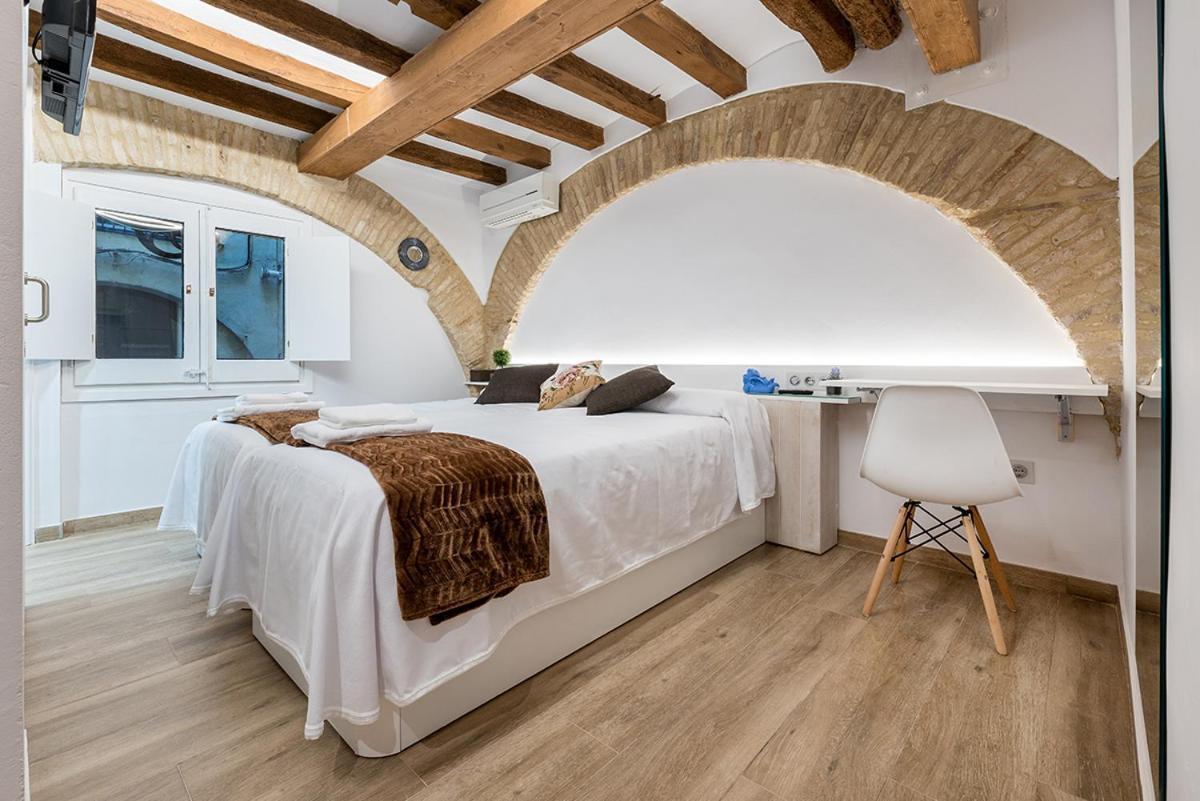 טראגונה Hostal 977 מראה חיצוני תמונה