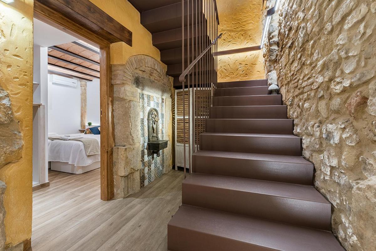 טראגונה Hostal 977 מראה חיצוני תמונה