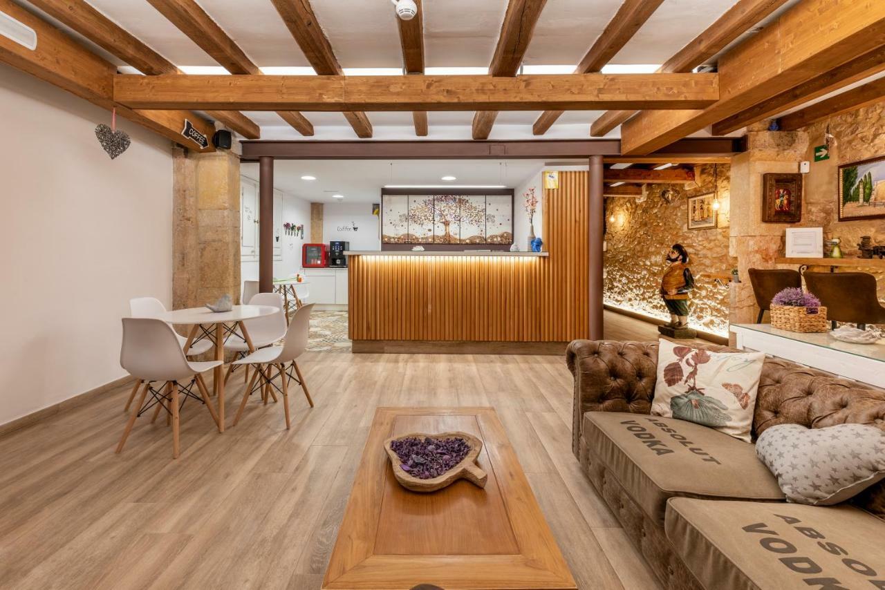 טראגונה Hostal 977 מראה חיצוני תמונה